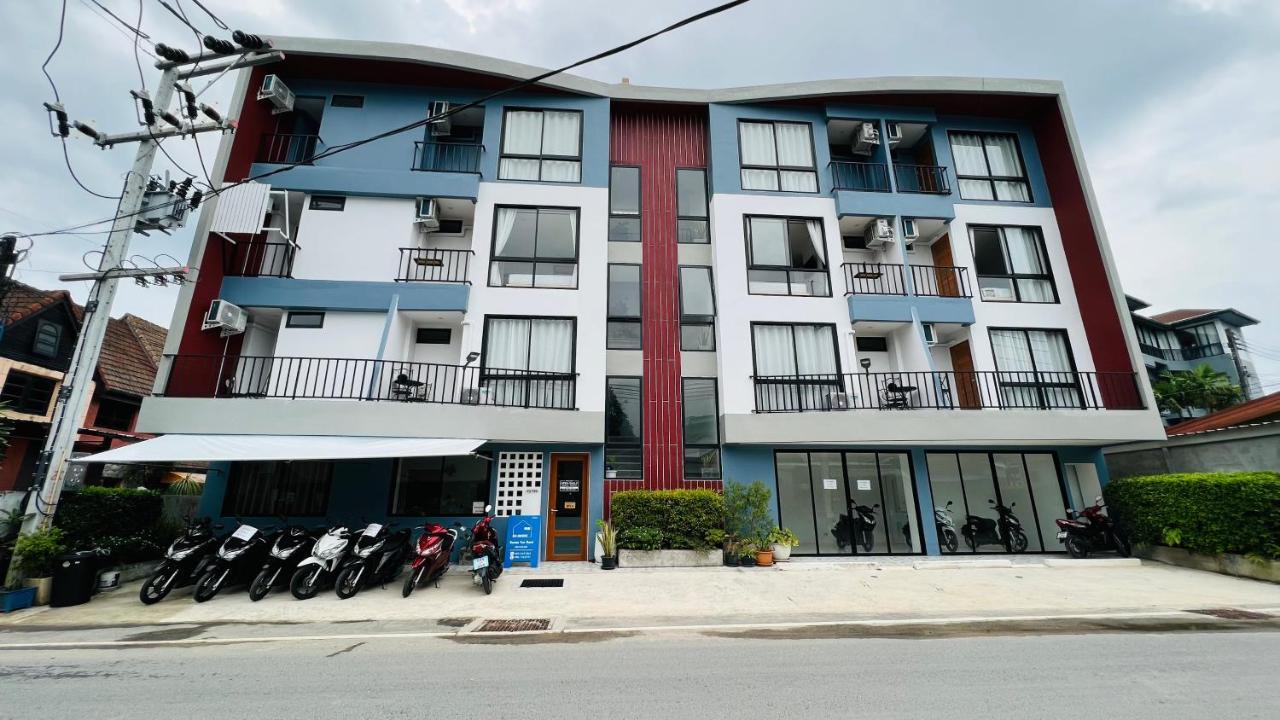 Hotel B3 House Kamala Beach Esterno foto